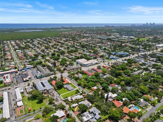 20 SW 4th St, Dania Beach, FL 33004