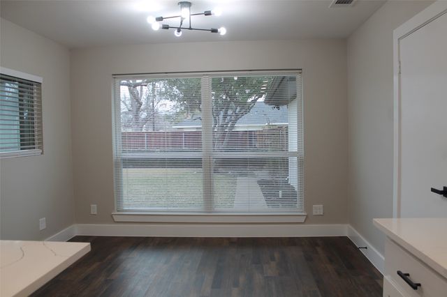 429 Stroud Lane, Garland, TX 75043