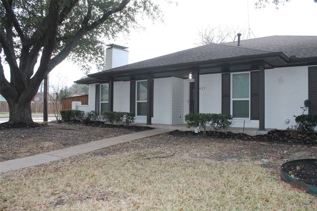 429 Stroud Lane, Garland, TX 75043