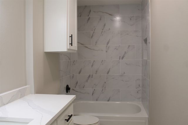 429 Stroud Lane, Garland, TX 75043