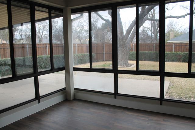 429 Stroud Lane, Garland, TX 75043