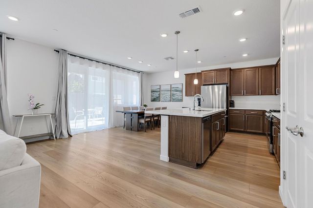 6032 Wandering Star Dr, Roseville, CA 95747