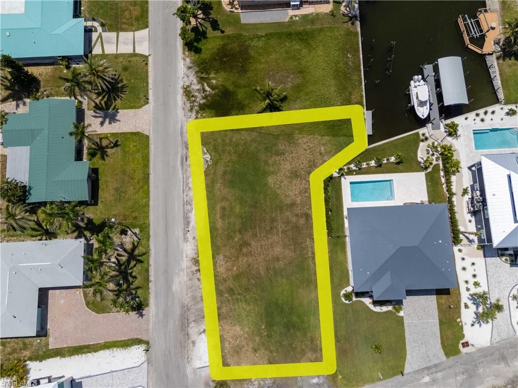 2 Bayview BLVD, FORT MYERS BEACH, FL 33931 — photo 3