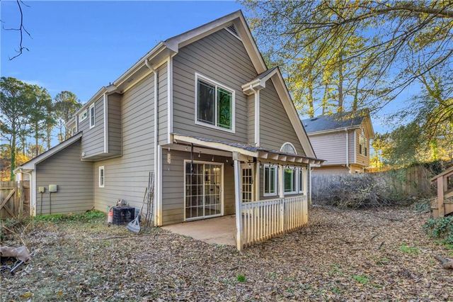 1264 Watercrest Circle, Lawrenceville, GA 30043