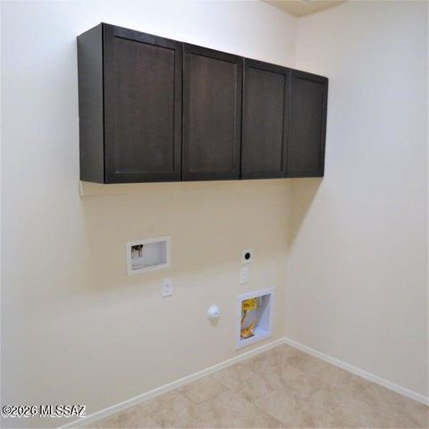 12825 N Oakhurst Loop, Tucson, AZ 85755