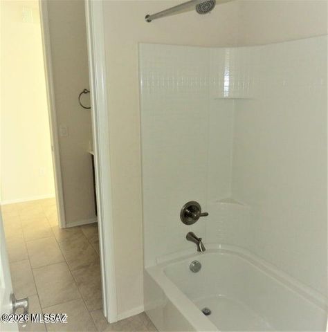 12825 N Oakhurst Loop, Tucson, AZ 85755