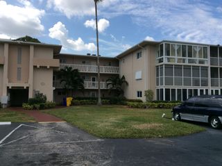 2562 GARDEN Drive N 204, Lake Worth, FL 33461