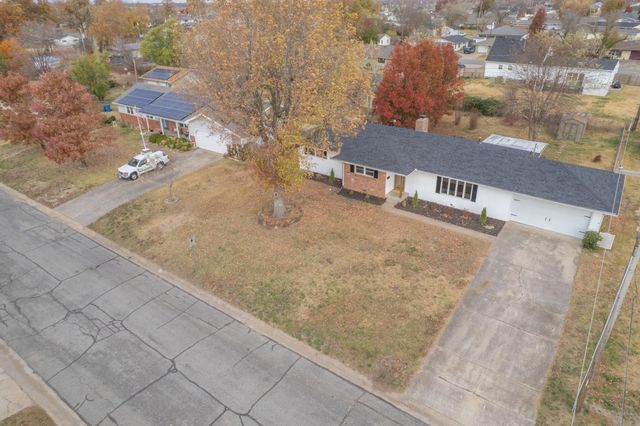 2525 Rosedale Place, Joplin, MO 64804