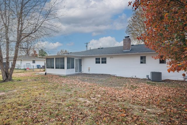 2525 Rosedale Place, Joplin, MO 64804