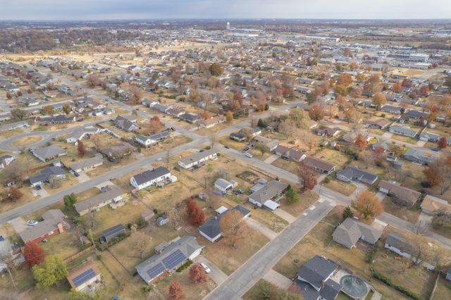 2525 Rosedale Place, Joplin, MO 64804