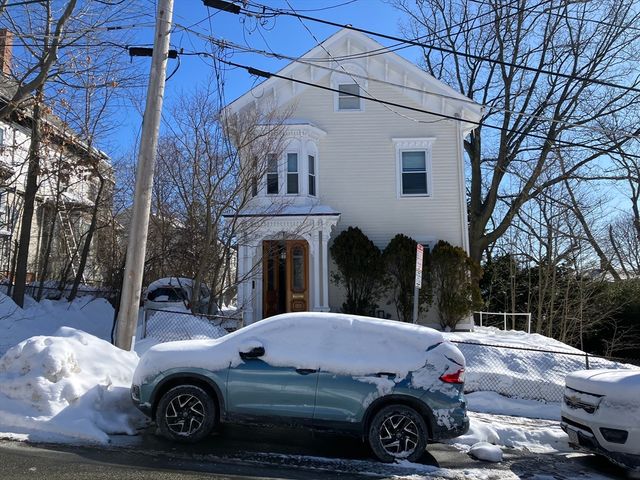 47 Spring St 1, Somerville, MA 02143