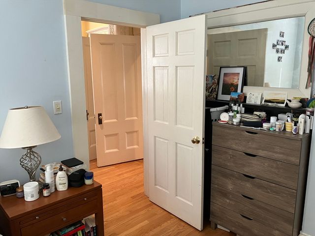 47 Spring St 1, Somerville, MA 02143