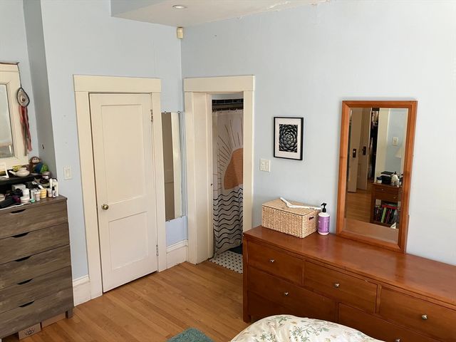 47 Spring St 1, Somerville, MA 02143