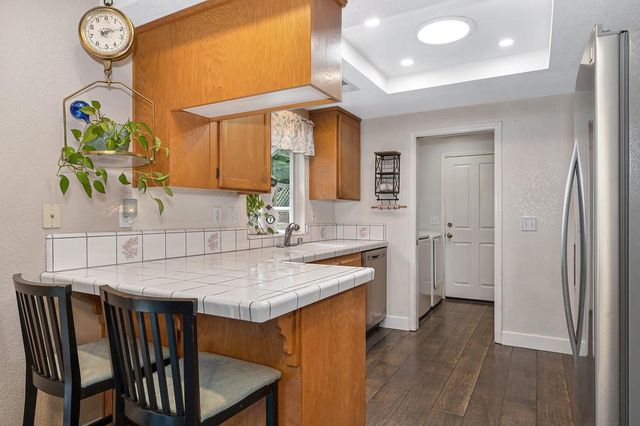 11723 Sherwood Way, Auburn, CA 95602