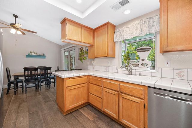 11723 Sherwood Way, Auburn, CA 95602