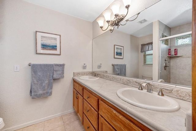 11723 Sherwood Way, Auburn, CA 95602