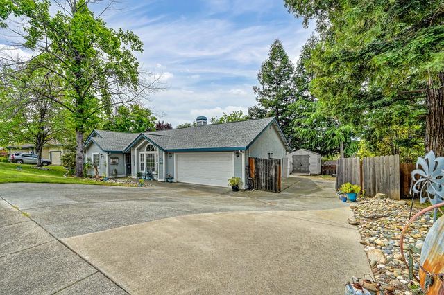 11723 Sherwood Way, Auburn, CA 95602