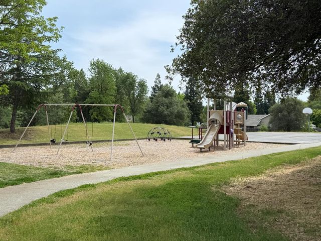 11723 Sherwood Way, Auburn, CA 95602