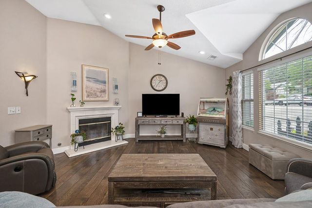 11723 Sherwood Way, Auburn, CA 95602