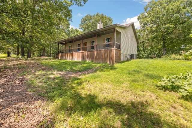 16490 Weaver Lane, Rogers, AR 72756