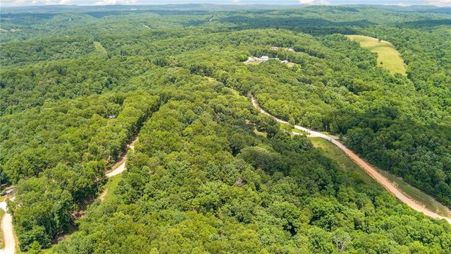 16490 Weaver Lane, Rogers, AR 72756