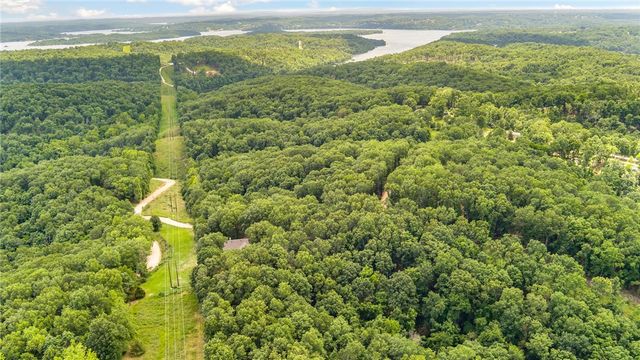 16490 Weaver Lane, Rogers, AR 72756