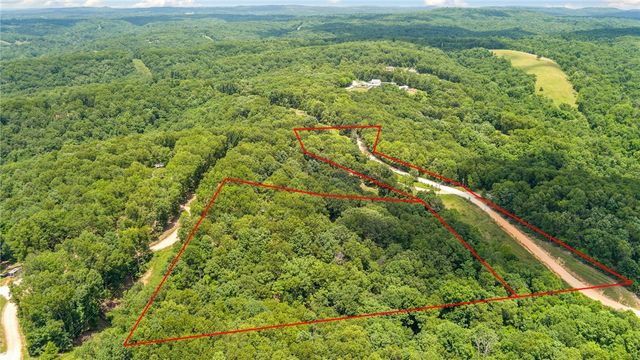 16490 Weaver Lane, Rogers, AR 72756