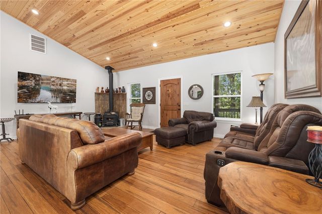 16490 Weaver Lane, Rogers, AR 72756
