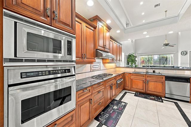 9871 SAGO POINT DRIVE, Seminole, FL 33777