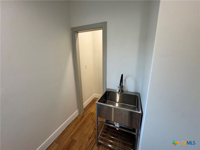 1736 Stallion Springs, Fischer, TX 78623