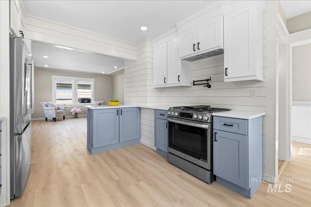 914 W 3rd, Weiser, ID 83672