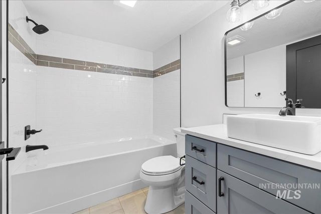 914 W 3rd, Weiser, ID 83672