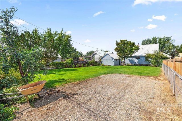 914 W 3rd, Weiser, ID 83672