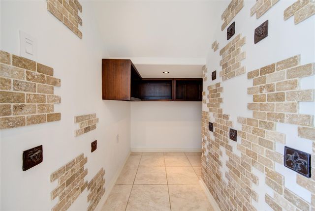 14114 Barnhart Boulevard, Houston, TX 77077