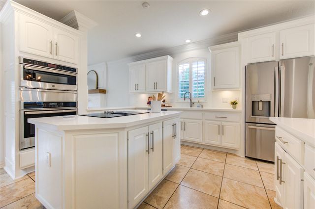 14114 Barnhart Boulevard, Houston, TX 77077
