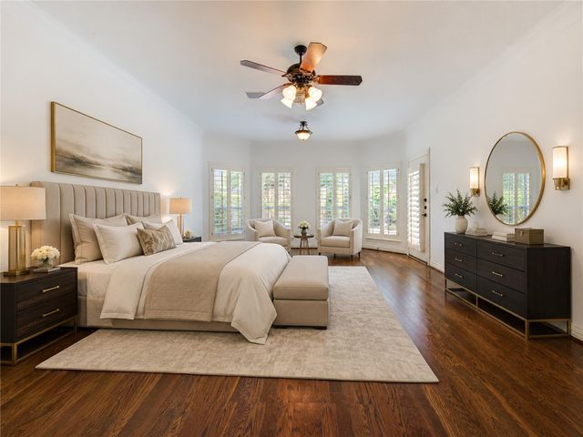 14114 Barnhart Boulevard, Houston, TX 77077