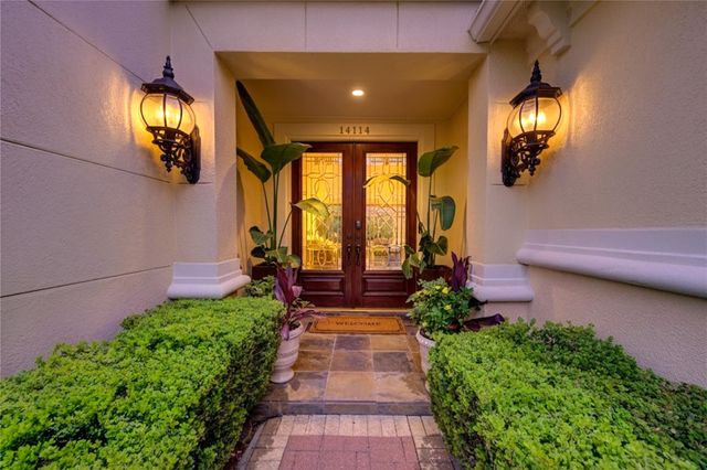 14114 Barnhart Boulevard, Houston, TX 77077