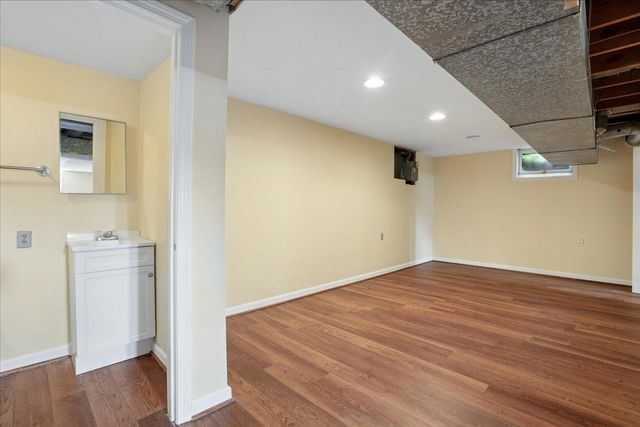1100 Chestnut Street, Manchester, NH 03104