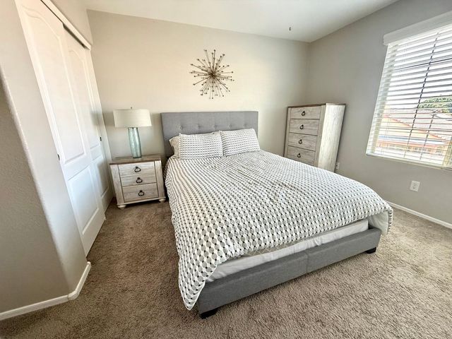 3708 E Kerry Lane, Phoenix, AZ 85050