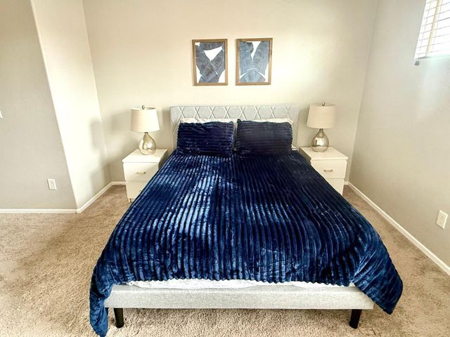 3708 E Kerry Lane, Phoenix, AZ 85050