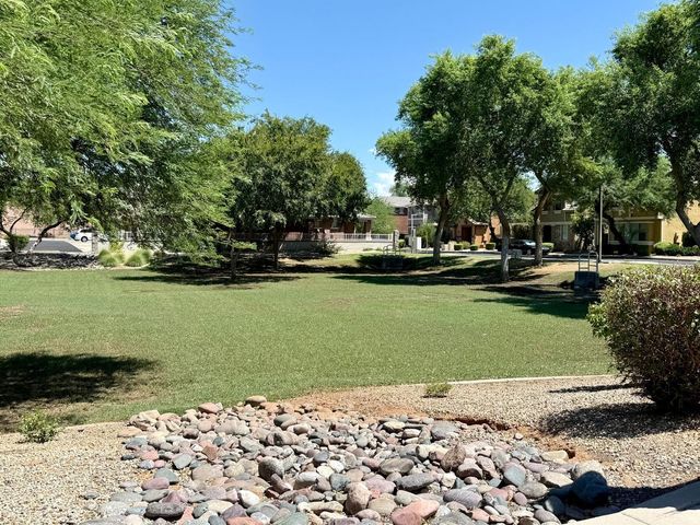 3708 E Kerry Lane, Phoenix, AZ 85050