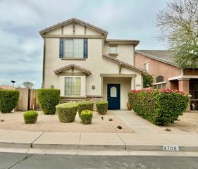 3708 E Kerry Lane, Phoenix, AZ 85050