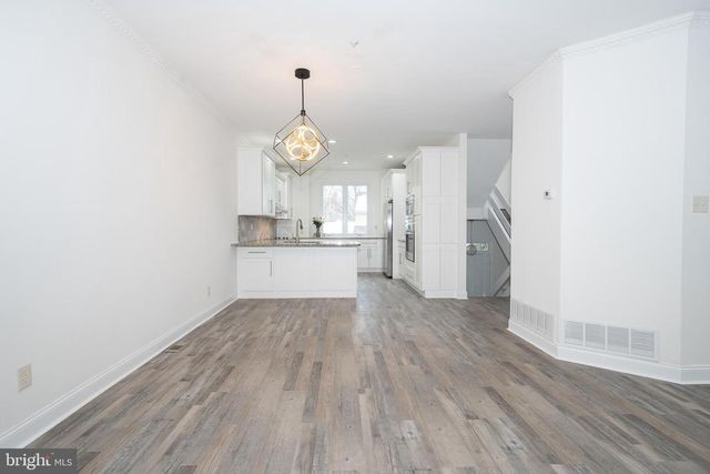 514 WATERS EDGE, Newtown Square, PA 19073