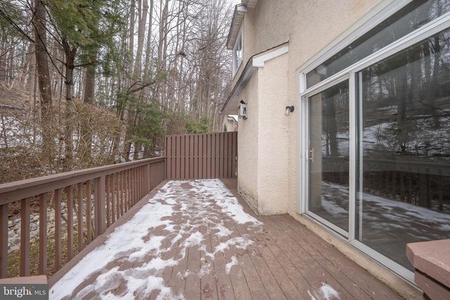 514 WATERS EDGE, Newtown Square, PA 19073