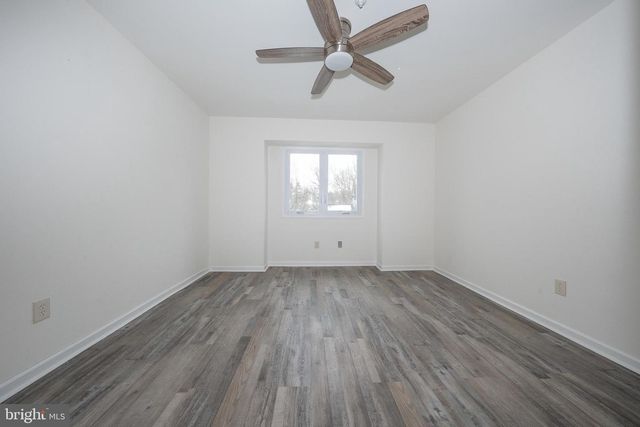 514 WATERS EDGE, Newtown Square, PA 19073