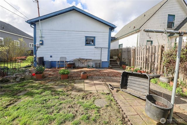 811 W Market Street, Aberdeen, WA 98520