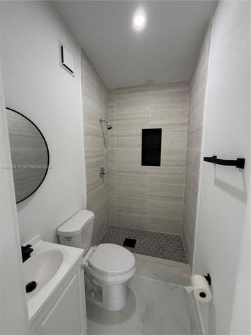3220 Plaza Street 3220, Miami, FL 33133
