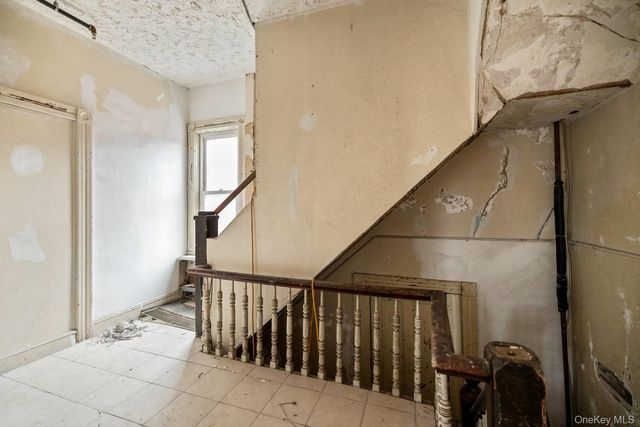 64 White Avenue, Nyack, NY 10960