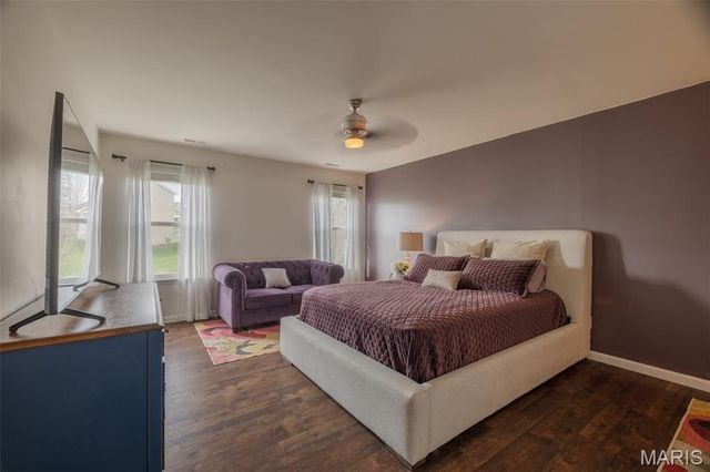 539 Country Circle Drive, Lake St Louis, MO 63367