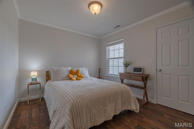 539 Country Circle Drive, Lake St Louis, MO 63367
